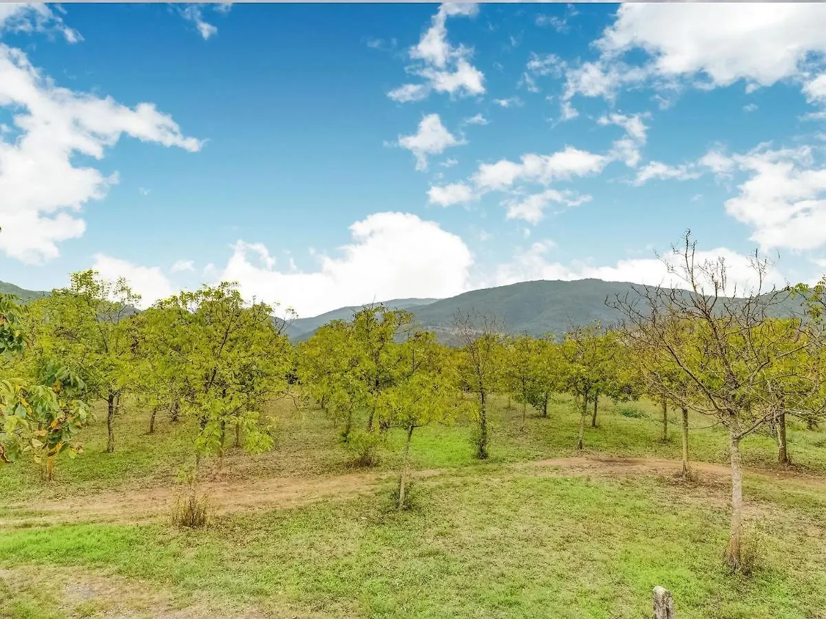 Belvilla By Oyo Welcoming Holiday Home With Pool Monterchi 0*,