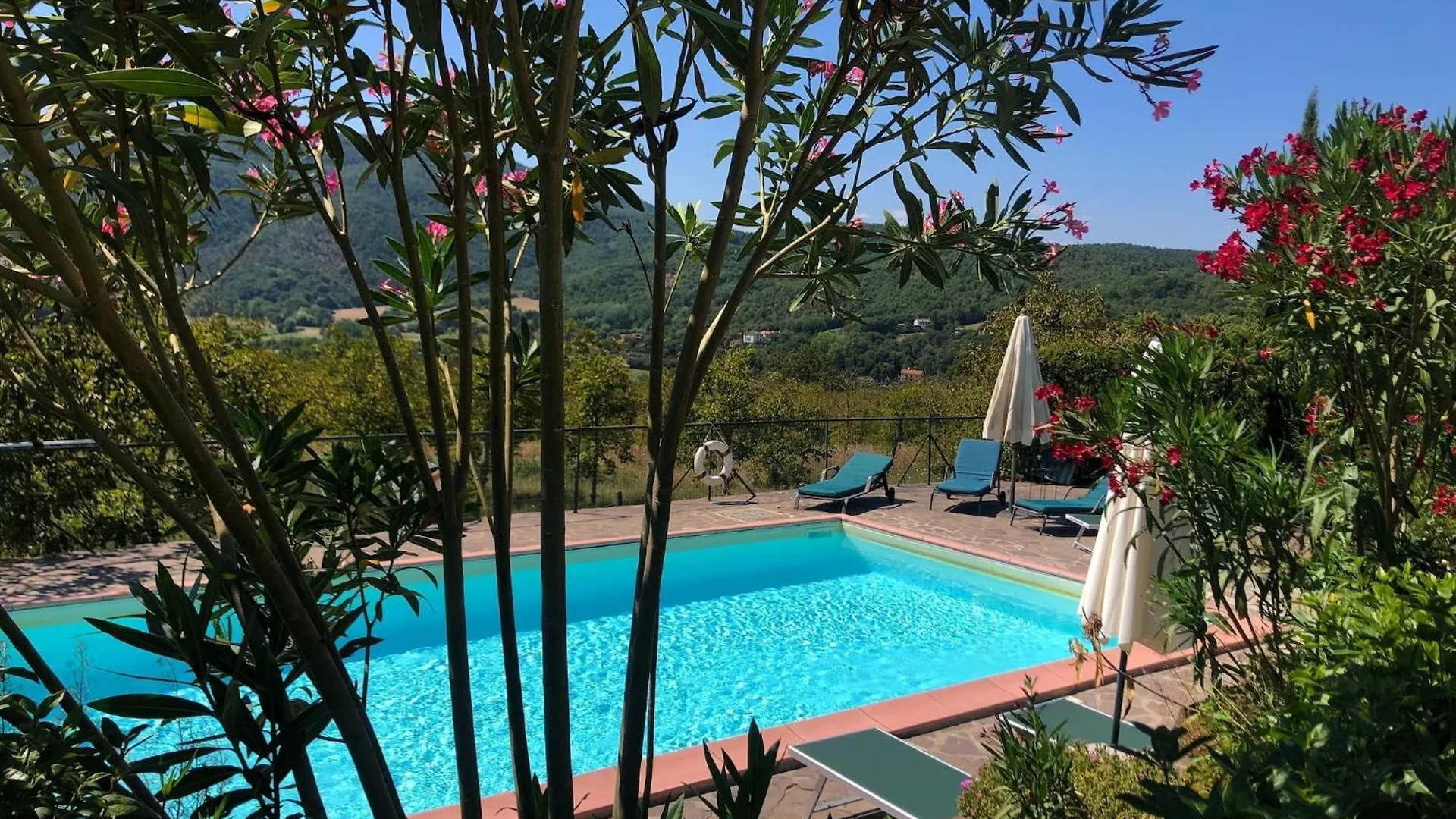 Belvilla By Oyo Welcoming Holiday Home With Pool Monterchi